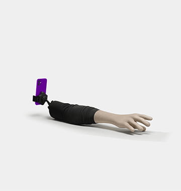 Селфи-палка в форме руки.